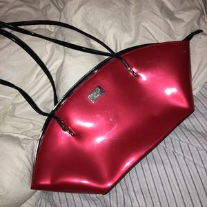 Red Beijo purse